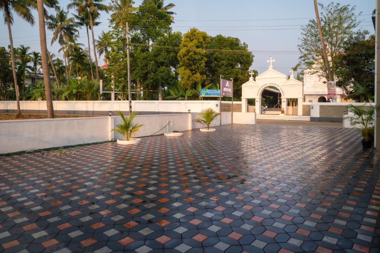 Aldora Airport Residency Otel Nedumbassery Dış mekan fotoğraf