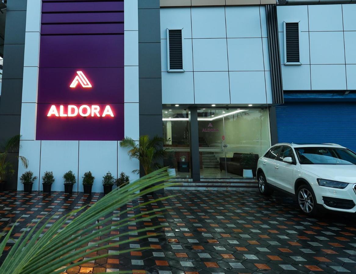 Aldora Airport Residency Otel Nedumbassery Dış mekan fotoğraf
