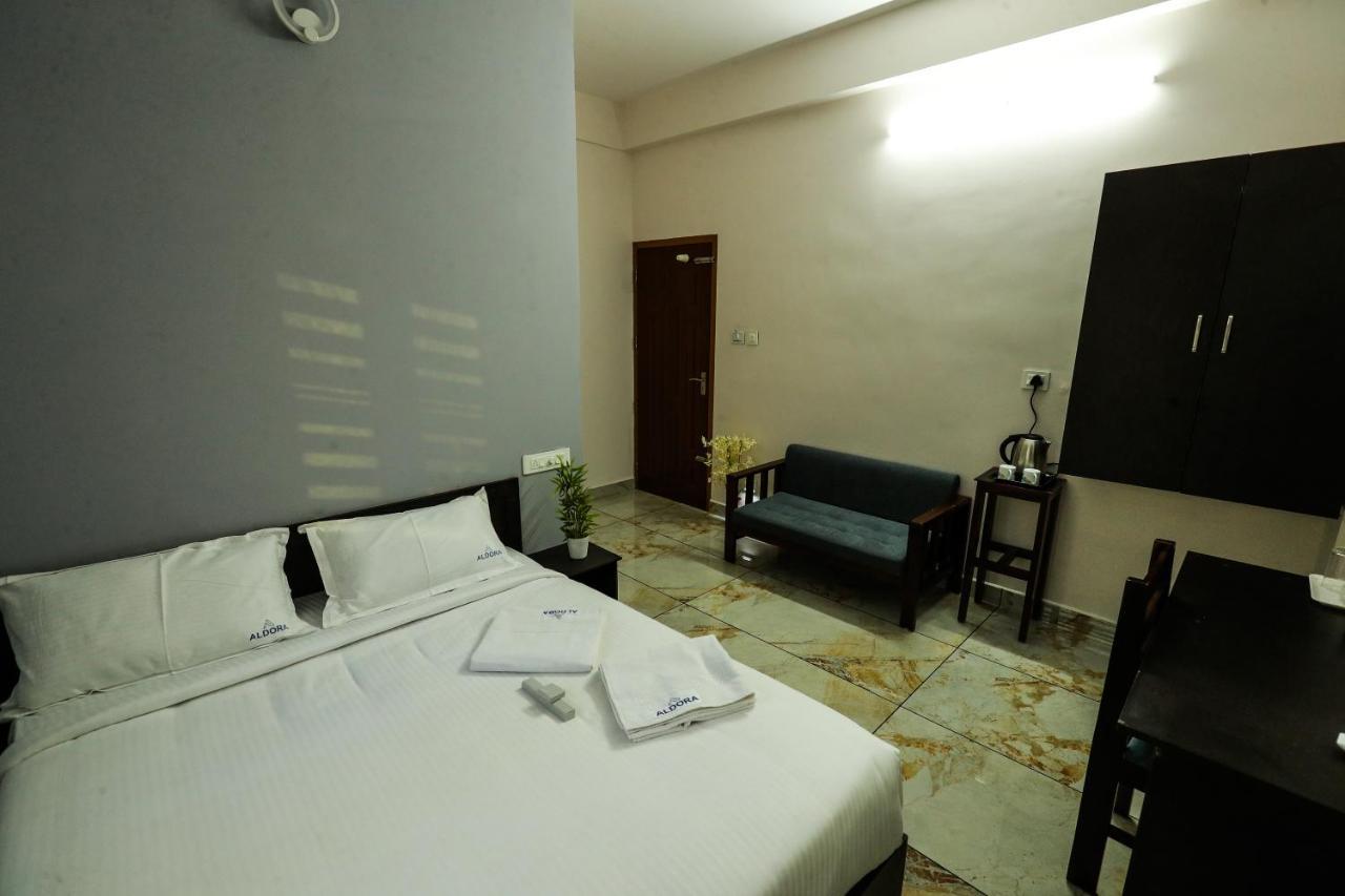 Aldora Airport Residency Otel Nedumbassery Dış mekan fotoğraf