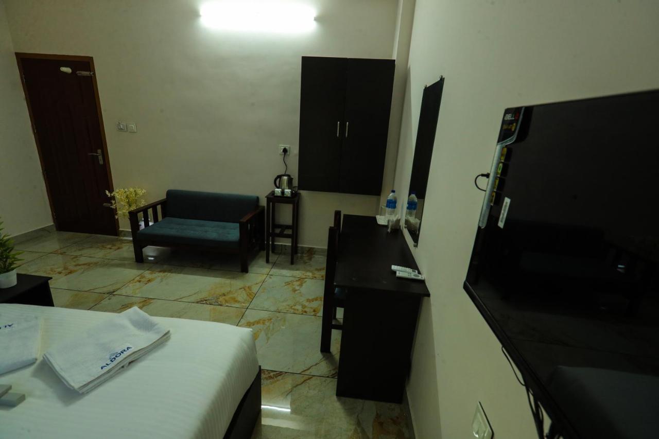Aldora Airport Residency Otel Nedumbassery Dış mekan fotoğraf
