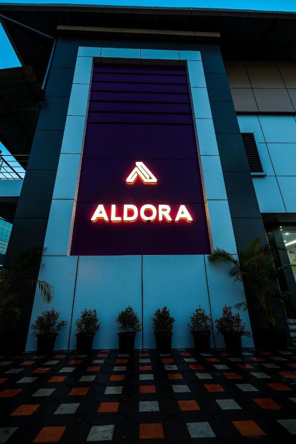 Aldora Airport Residency Otel Nedumbassery Dış mekan fotoğraf